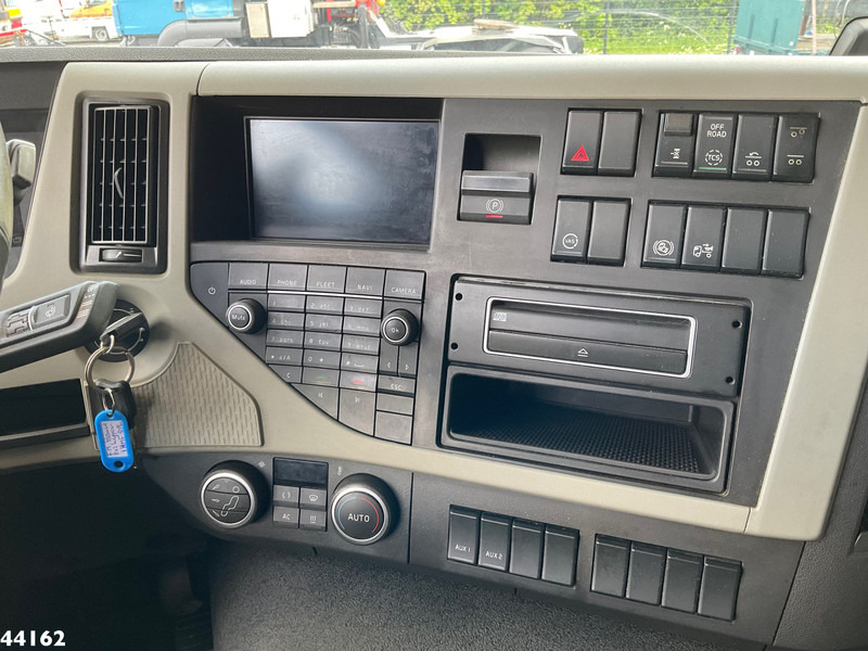 Вантажівка з маніпулятором Volvo FM 500 Euro 6 HMF 50 Tonmeter laadkraan + Fly-Jib: фото 17