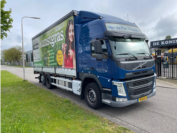 Volvo FM 410 euro 6 ! 2017 6x2 - Тентована вантажівка: фото 2
