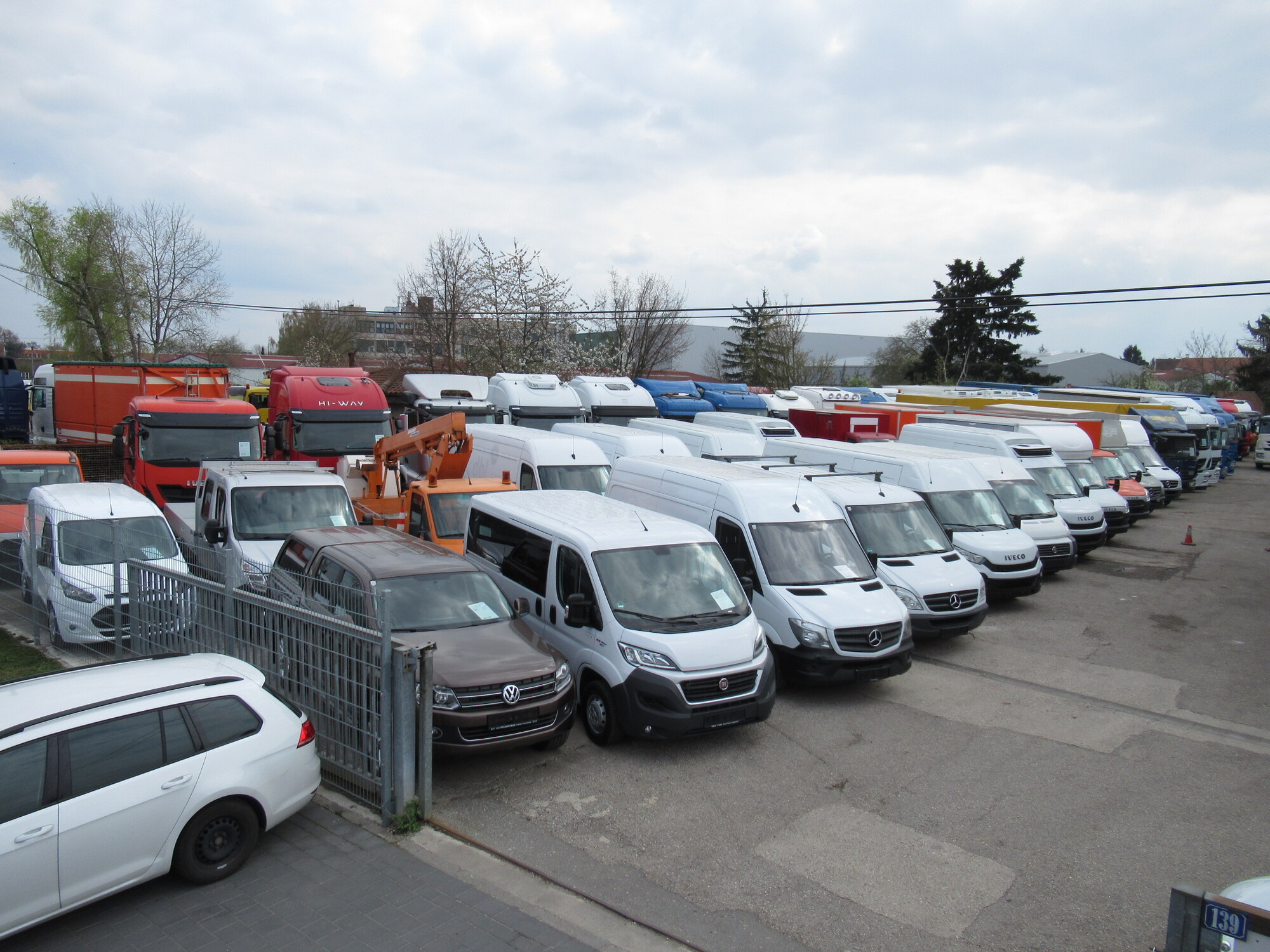 AutoStratis - Kомерційні автомобілі - Коробка передач: ручна undefined: фото 6