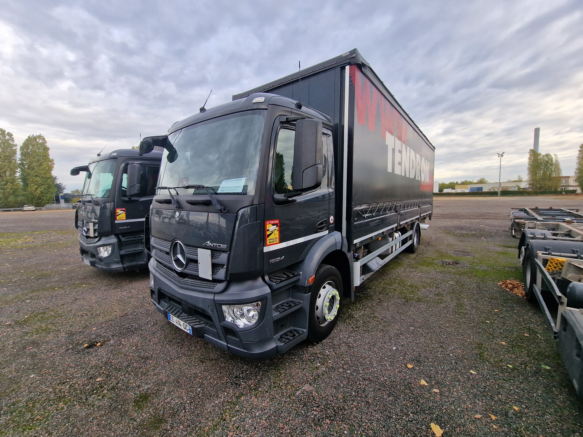 NV TRADING - Вантажівки MERCEDES-BENZ undefined: фото 2