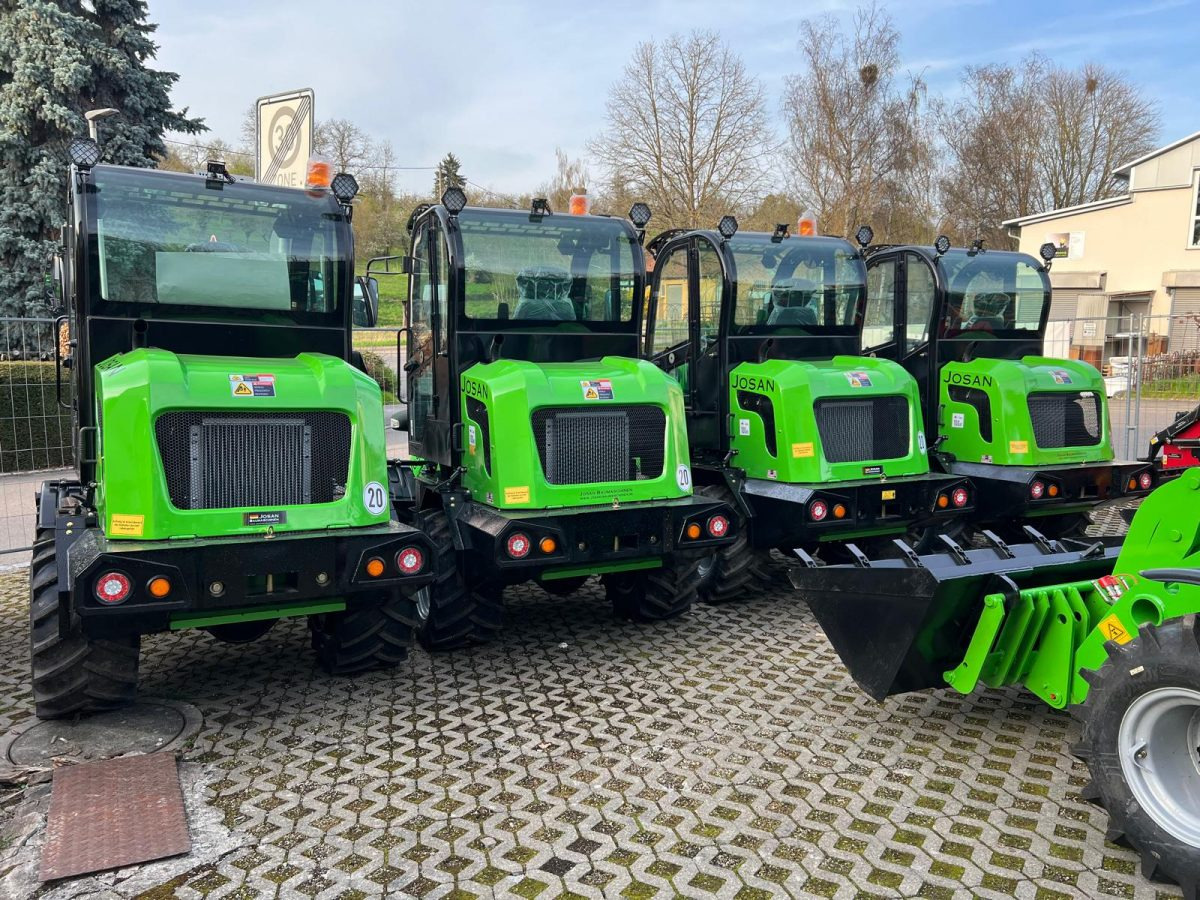 Josan Baumaschinen e.K.  Sandra Stapf - Оголошення про продаж undefined: фото 5