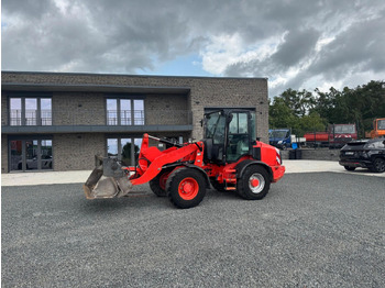 : фото в шапці сторінки