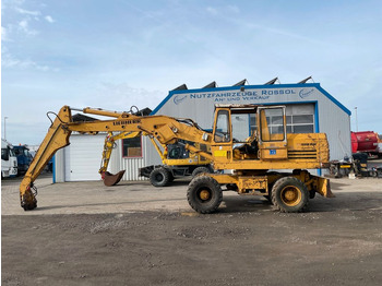 Колісний екскаватор LIEBHERR