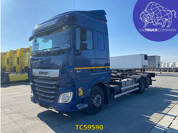 Контейнеровоз/ Змінний кузов вантажівка DAF XF
