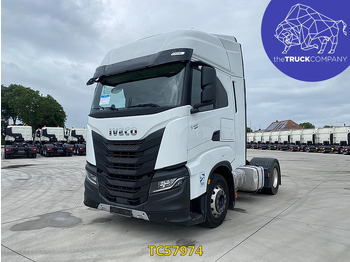 Тягач IVECO S-WAY