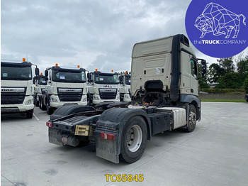 Тягач Mercedes-Benz Actros 1843: фото 2