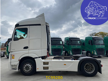 Тягач Mercedes-Benz Actros 1845: фото 2 Тягач Mercedes-Benz Actros 1845: фото 2