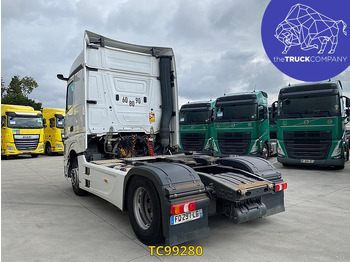 Тягач Mercedes-Benz Actros 1845: фото 3 Тягач Mercedes-Benz Actros 1845: фото 3