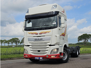 Вантажівка шасі DAF XF 460