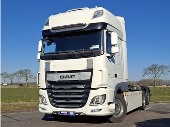 Гаковий мультиліфт вантажівка DAF XF 480