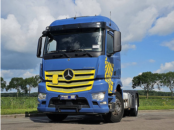 Тягач MERCEDES-BENZ Actros 1843