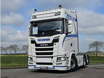 Тягач SCANIA S 660
