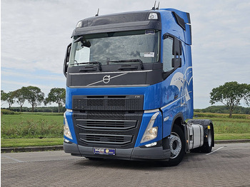 Тягач VOLVO FH 460