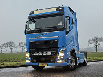 Тягач VOLVO FH 460