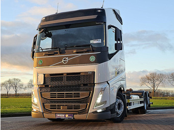 Контейнеровоз/ Змінний кузов вантажівка VOLVO FH 460