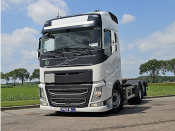 Контейнеровоз/ Змінний кузов вантажівка VOLVO FH 500
