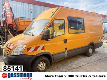 Вантажопасажирський фургон IVECO Daily 35s12