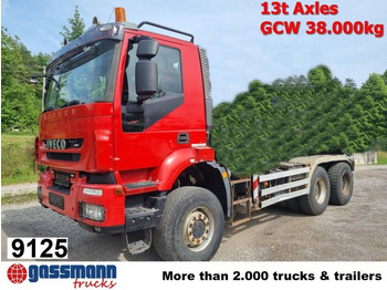 Вантажівка шасі IVECO Trakker