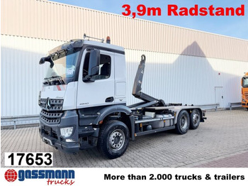 Гаковий мультиліфт вантажівка MERCEDES-BENZ Arocs 2540