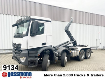 Гаковий мультиліфт вантажівка MERCEDES-BENZ Arocs 4142
