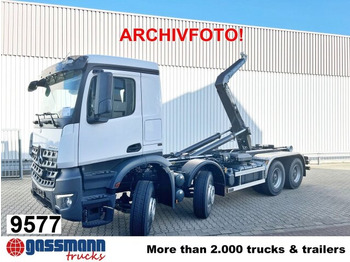 Гаковий мультиліфт вантажівка MERCEDES-BENZ Arocs