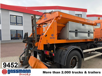 Розкидач піску і cолі