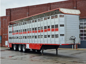 Для перевезення худоби напівпричіп