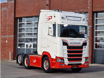 Тягач SCANIA S 500