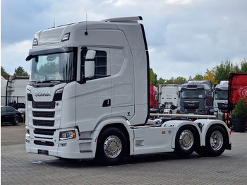 Новий Тягач Scania 770S V8 NGS Highline 6x2/4 - New - Old dashboard - Full spec - Retarder - Night clima - Led - Leather - Navi: фото 3