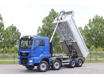 Самоскид вантажівка MAN TGS 35.500
