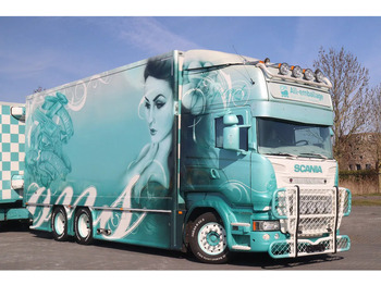 Вантажівка з закритим кузовом SCANIA R 560