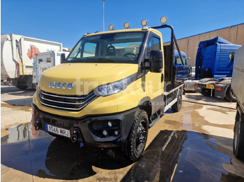 Гаковий мультиліфт вантажівка IVECO