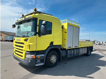 Бортова вантажівка/ Платформа SCANIA P 400