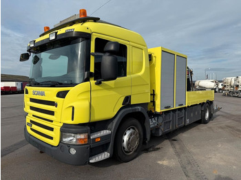 Бортова вантажівка/ Платформа SCANIA P 400
