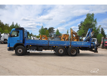 Бортова вантажівка/ Платформа Volvo FM7: фото 3