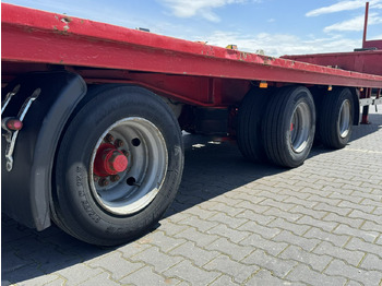 Низькорамна платформа напівпричіп Blumhardt Niskopodwozie SAL 40.24 3-Osie BPW Tylna Skrętna: фото 4 Низькорамна платформа напівпричіп Blumhardt Niskopodwozie SAL 40.24 3-Osie BPW Tylna Skrętna: фото 4