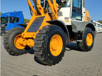 Компактний фронтальний навантажувач Liebherr L 506 STEREO Szybkozłącze / Łyżka Krokodyl + Widły Waga 6300kg: фото 5