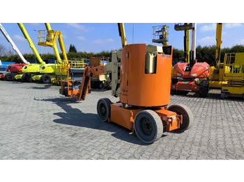 Колінчастий підйомник JLG