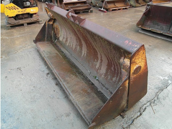 Ківш навантажувача CASE