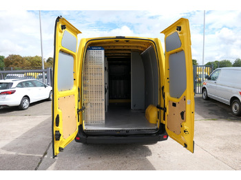 Суцільнометалевий фургон RENAULT Master