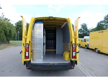 Суцільнометалевий фургон RENAULT Master