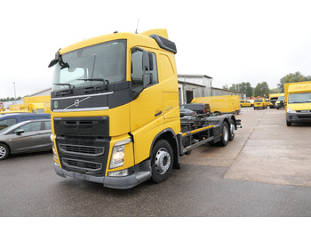 Контейнеровоз/ Змінний кузов вантажівка VOLVO FH