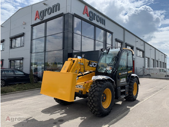 Навантажувач телескопічний JCB