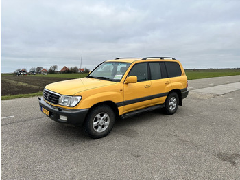 Легковий автомобіль TOYOTA Land Cruiser