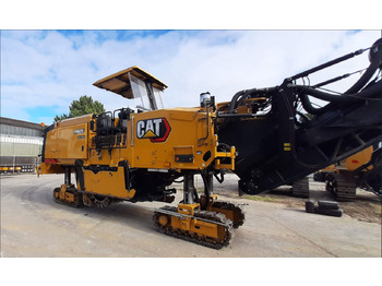 Дорожня фреза CATERPILLAR
