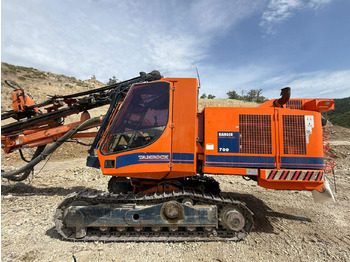 Бурова установка TAMROCK