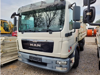 Самоскид вантажівка MAN TGL 8.220