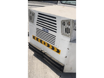 Аеродромний тягач Schopf Rofan ZDi Diesel Tractor 8Tons: фото 3 Аеродромний тягач Schopf Rofan ZDi Diesel Tractor 8Tons: фото 3