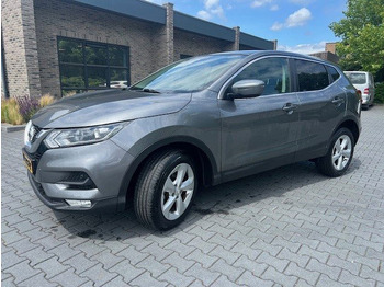 Позашляховик NISSAN