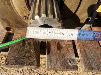 Гідронасос в категорії Гусеничні екскаватори CATERPILLAR: фото 3 Гідронасос в категорії Гусеничні екскаватори CATERPILLAR: фото 3